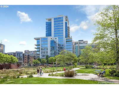 Metropolitan condo listing 493291578