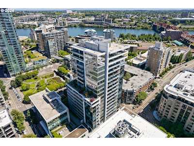 Metropolitan condo listing 24358358