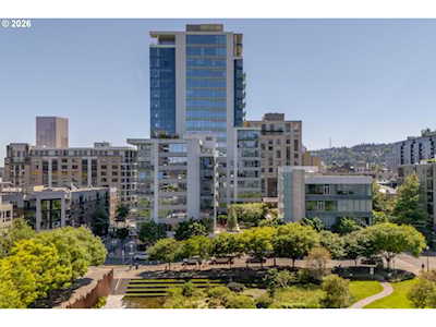 Metropolitan condo listing 452688611